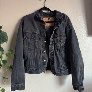 Vintage Levi’s Faded Black Denim Trucker Jacket Made In USA 100% cotton